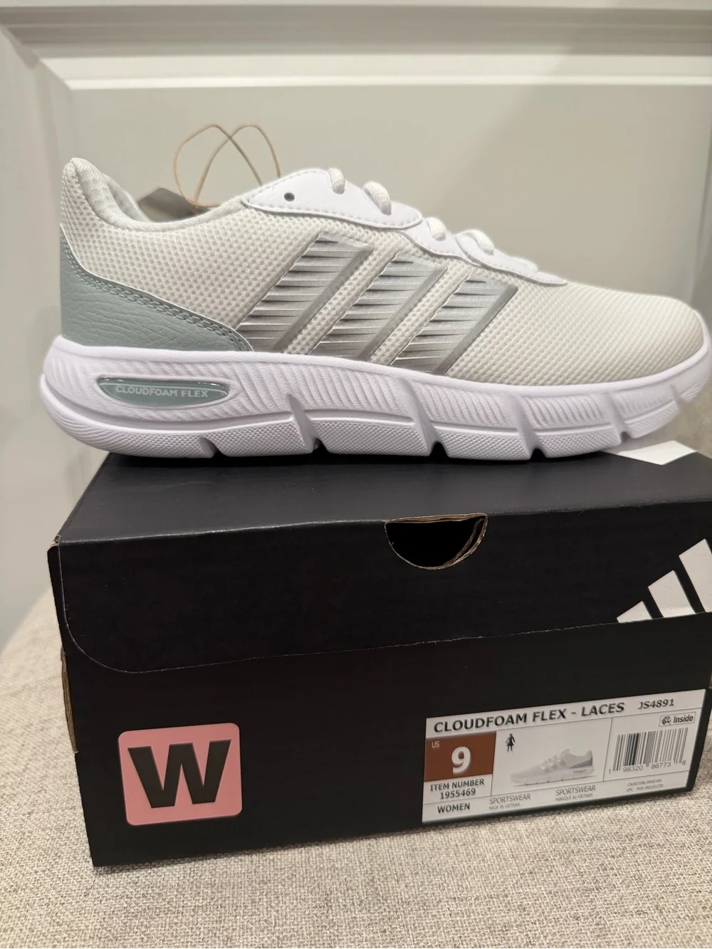 adidas Women’s Cloudfoam Flex Lightweight White and Light Gray Sneakers